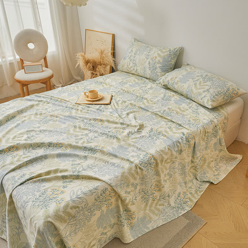 Exquisite Pure Cotton Coverlet with Elegant Floral Patterns for a Cozy Sleep