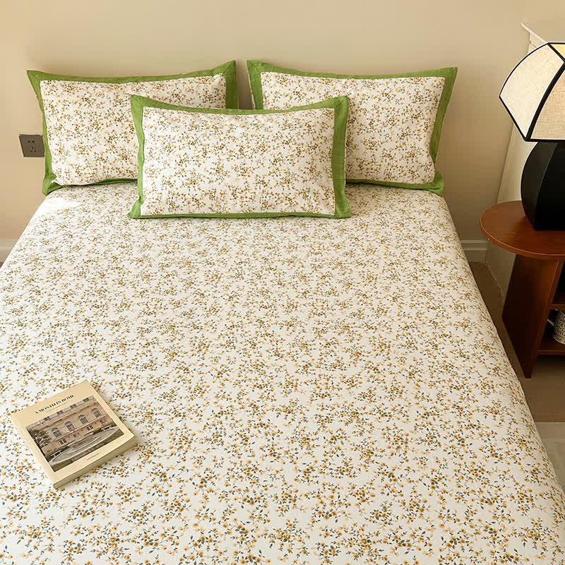 Luxury Pure Cotton Elegant Floral Breathable Coverlet - Hypoallergenic & Durable