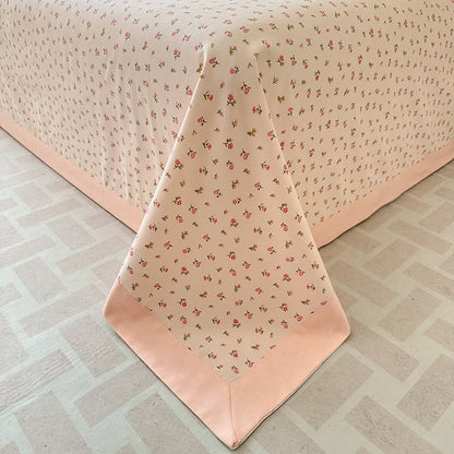 Exquisite Pure Cotton Elegant Rose Soft Coverlet