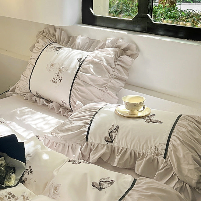 Elegant French Romantic Pleated Pillowcase for a Dreamy Sleep