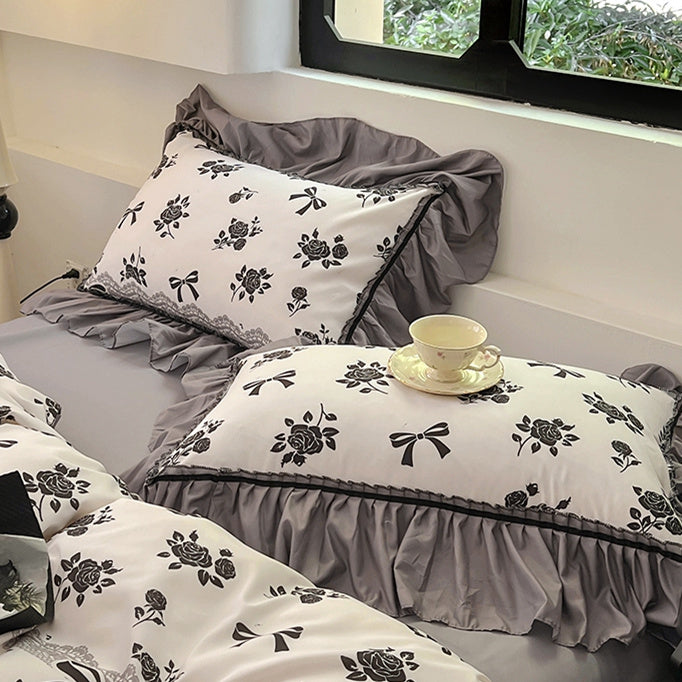 Elegant French Romantic Pleated Pillowcase for a Dreamy Sleep