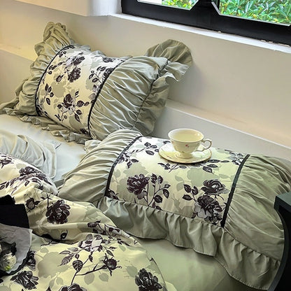 Elegant French Romantic Pleated Pillowcase for a Dreamy Sleep