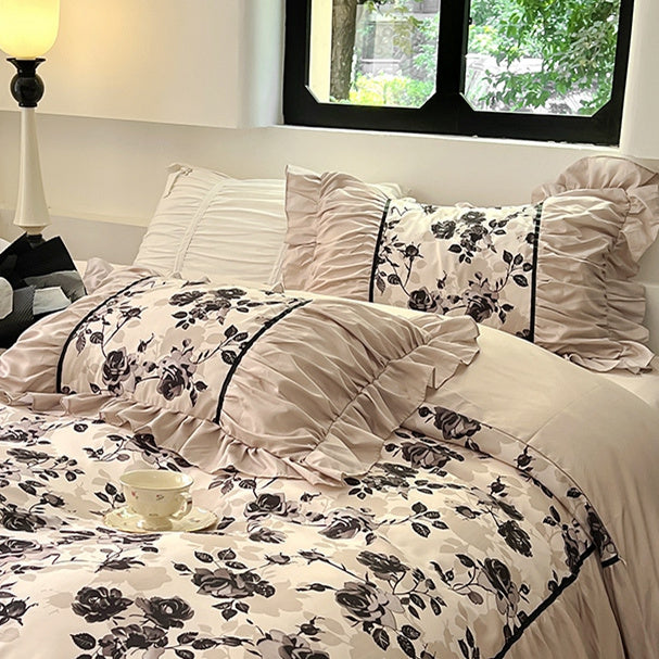 Elegant French Romantic Pleated Pillowcase for a Dreamy Sleep