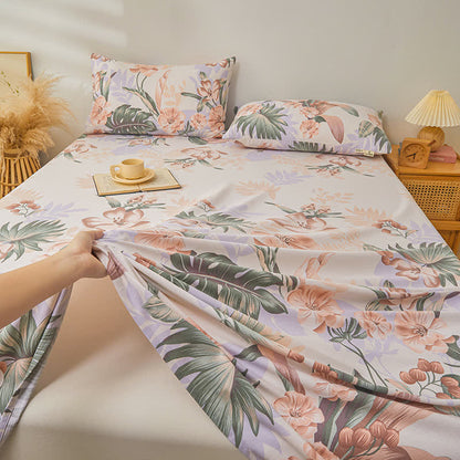 Highly Breathable Pure Cotton Coverlet in Exotic Rainforest Style for a Refreshing Sleep