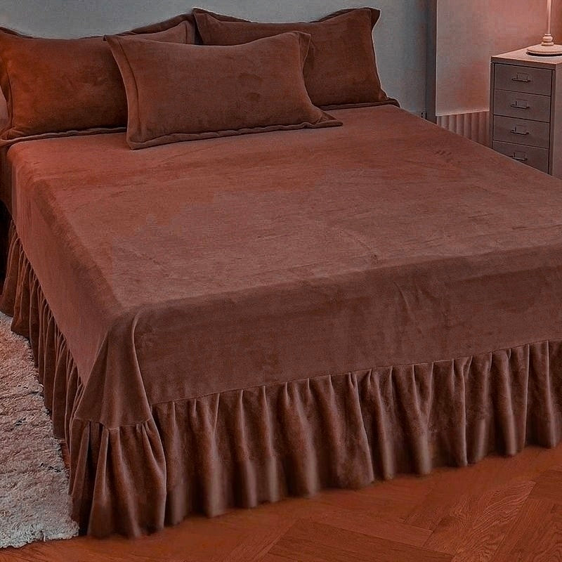 Luxurious Korean Solid Color Lace Bed Sheet and Winter Milk Velvet Bed Skirt