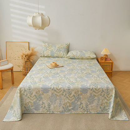 Exquisite Pure Cotton Coverlet with Elegant Floral Patterns for a Cozy Sleep