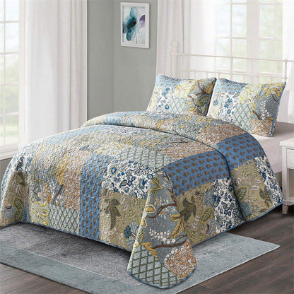 Enchanting Bohemian - Style Quilt Showcasing Intricate Floral Stitching, Complete with Matching Pillowcases