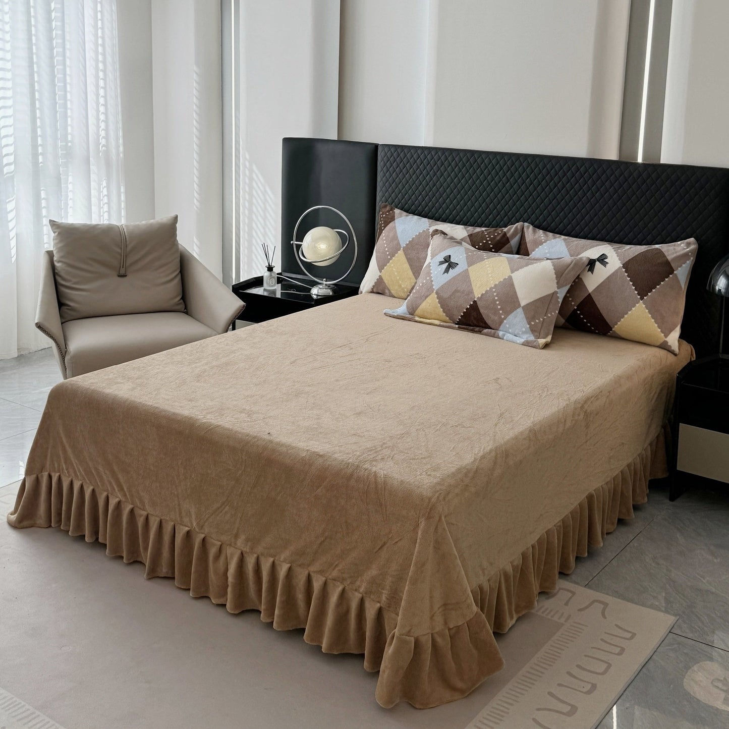Luxurious Korean Solid Color Lace Bed Sheet and Winter Milk Velvet Bed Skirt