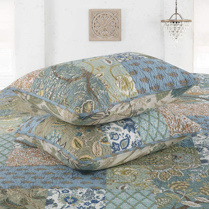 Enchanting Bohemian - Style Quilt Showcasing Intricate Floral Stitching, Complete with Matching Pillowcases